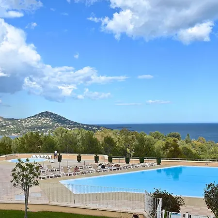 Village Cap Esterel - L'esquinade-62 By Interhome *